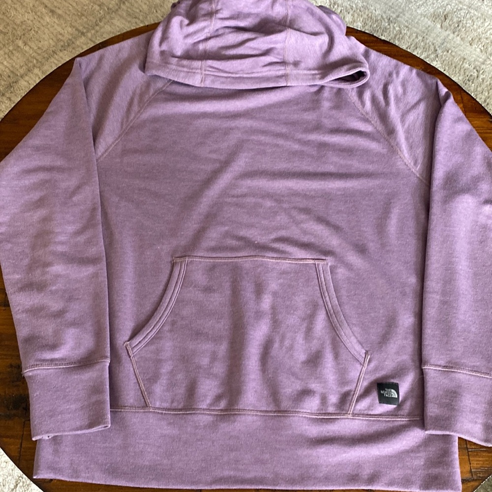 Women’s North Face hoodie